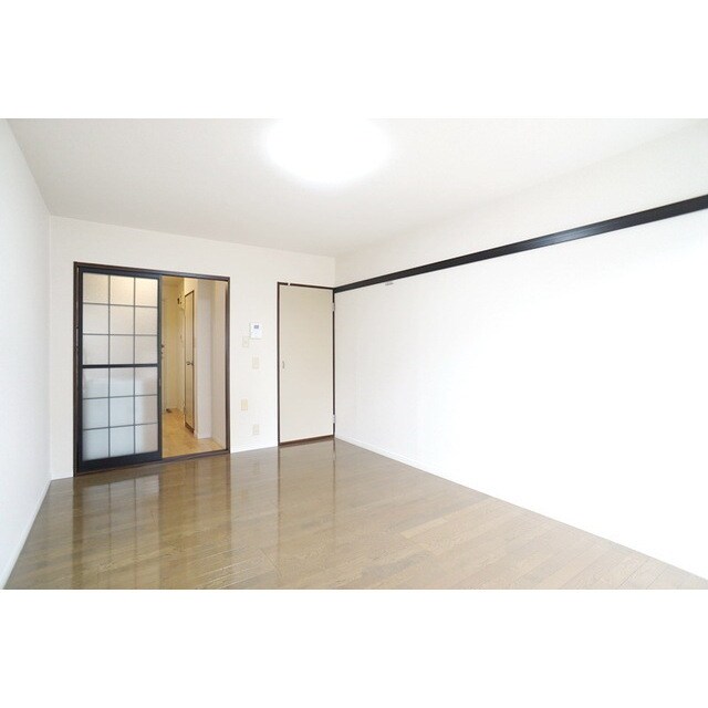 物件内観写真6　(毎日を優しくすごせる室内)