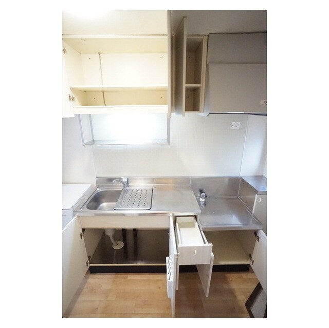 物件内観写真22　(食器や調理器具を効率良く収納出)