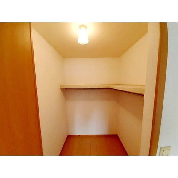 収納(荷物が増えても安心のＷＩＮクロ)