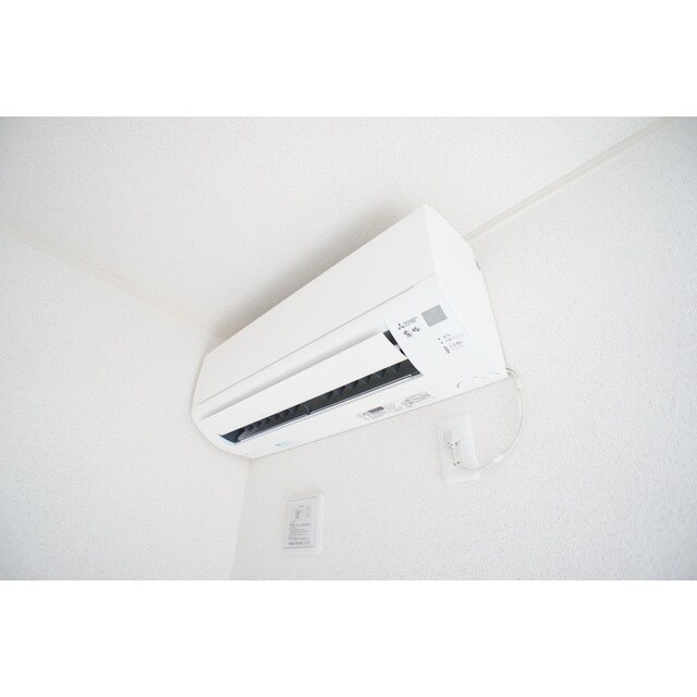 物件内観写真19　(エアコン完備)