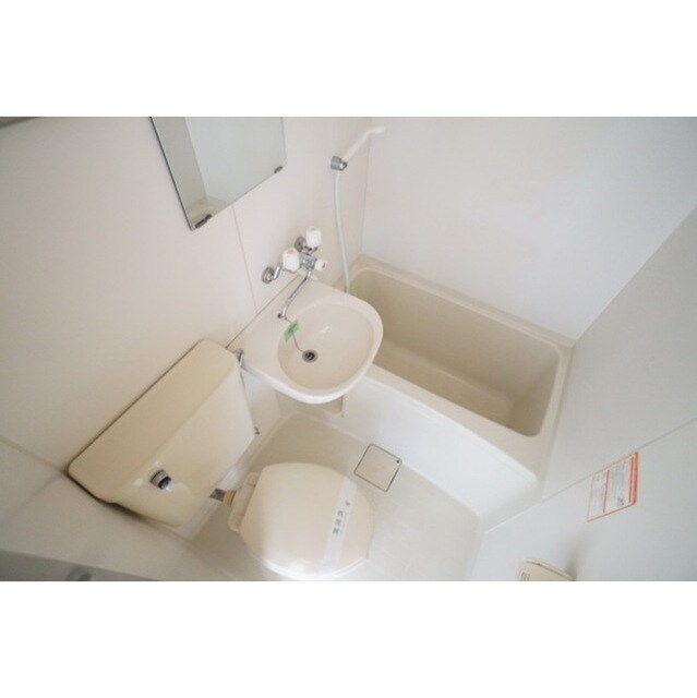 物件内観写真8　(きれいにメンテナンスされていま)