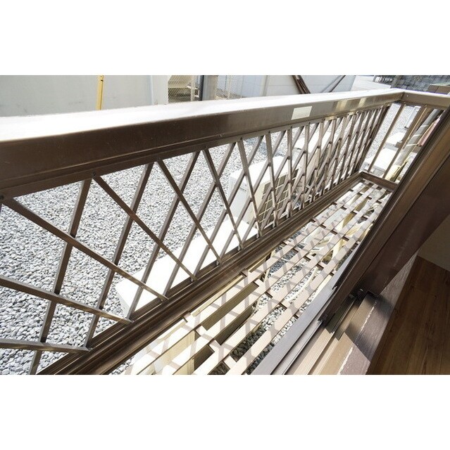 物件内観写真15　(お洗濯やお布団干しに重宝します)