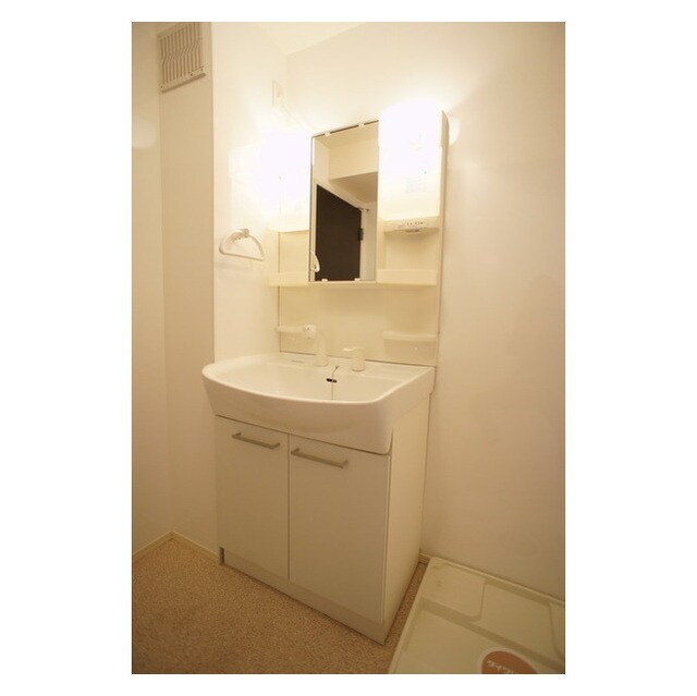 物件内観写真9　(ウレシイ洗面ドレッサー付き)