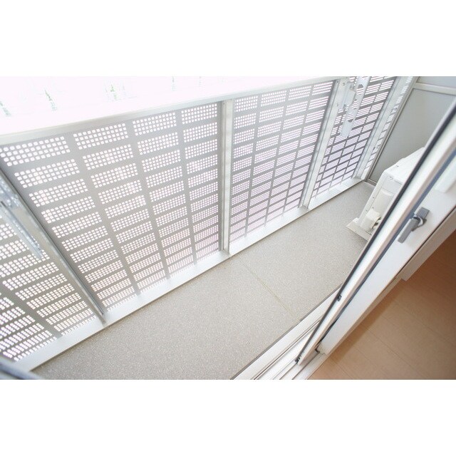 物件内観写真15　(毎日の洗濯物干しにお使い下さい)