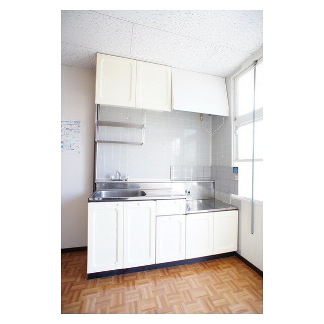 物件内観写真7　(シッカリとしたサイズのセット)