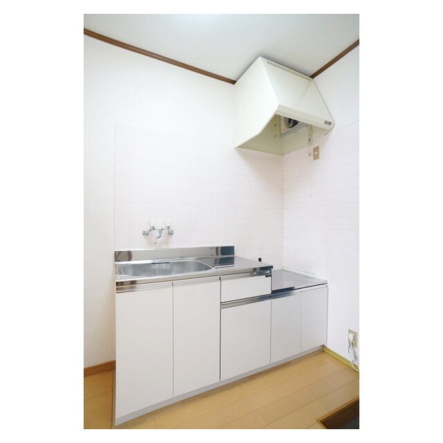 物件内観写真7　(コンパクトで機能的なキッチンセ)