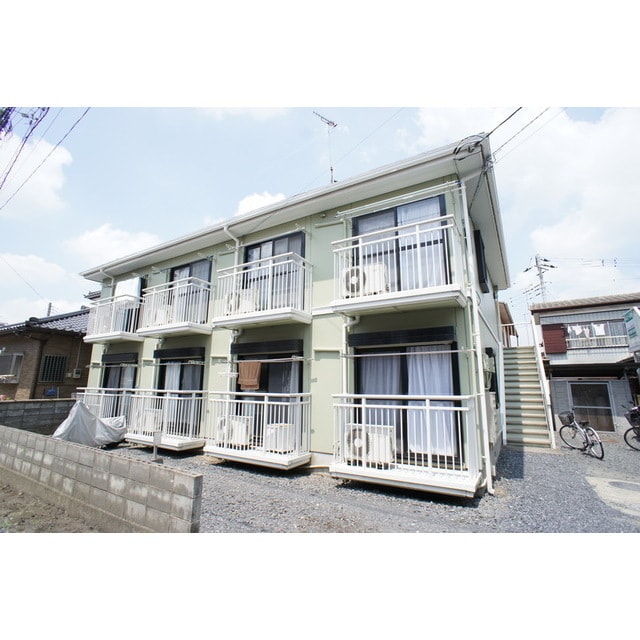 ルミエールＡ棟の物件外観写真