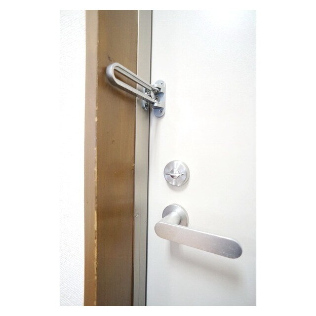 物件内観写真24　(二重で施錠が可能)