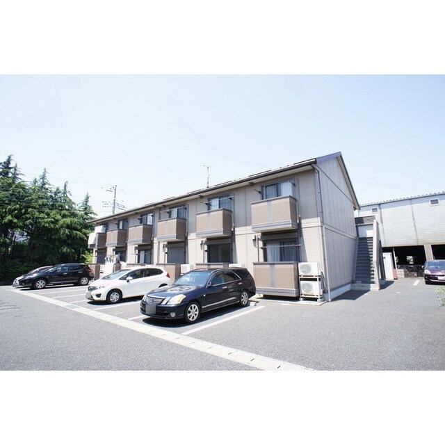 ロイヤルシティＡの物件外観写真