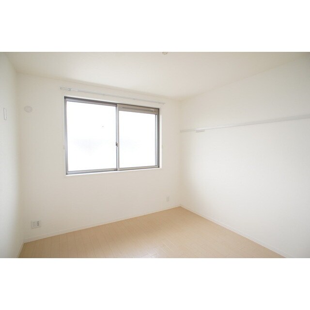 物件内観写真16　(家具類の配置をイメージしやすい)