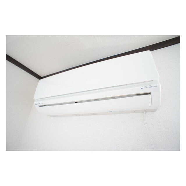 物件内観写真12　(エアコン完備です。)