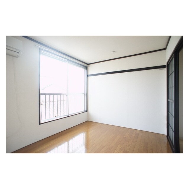 物件内観写真23　(メンテナンスの行き届いた室内)