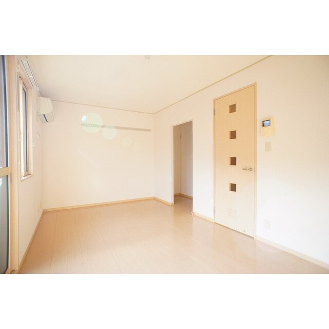 物件内観写真5　(家具類の配置をイメージしやすい)