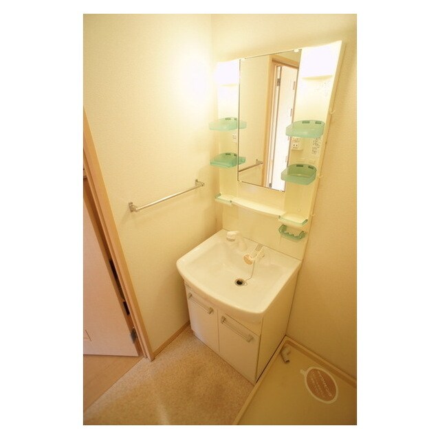 物件内観写真9　(ウレシイ洗面ドレッサー付き)