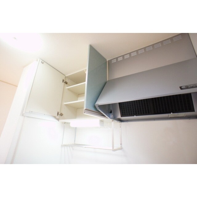 物件内観写真17　(食器や調理器具を効率よく収納出)