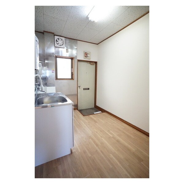 その他(キッチン側から撮影した画像です)