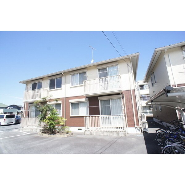 建物外観(２トーンカラーの建物です)