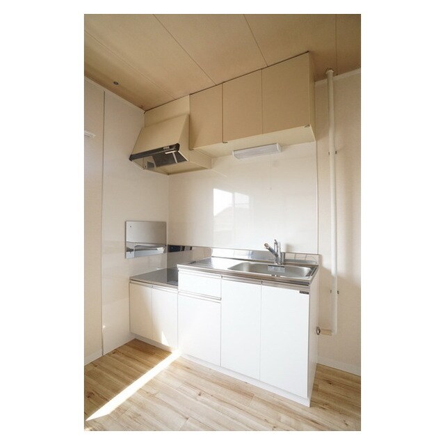 物件内観写真17　(充実したキッチンセットです)