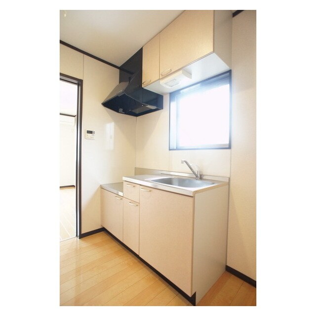 物件内観写真6　(充実のキッチンセット)