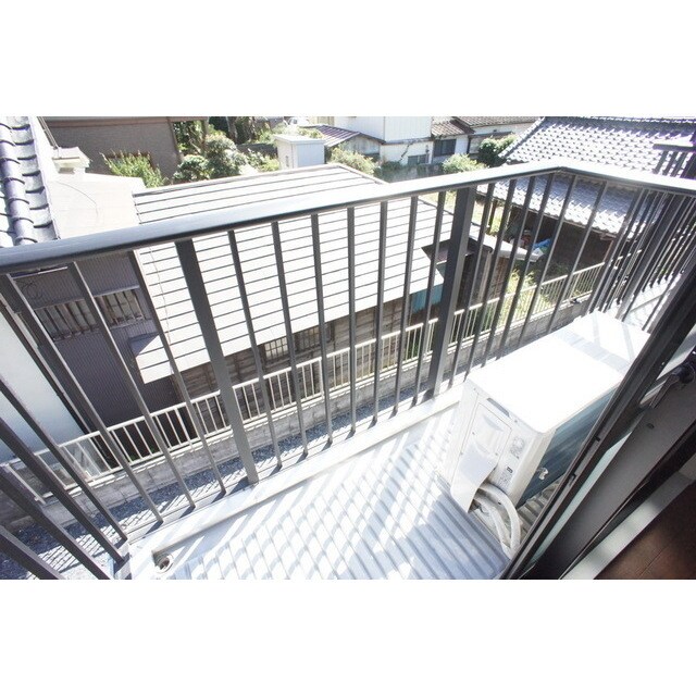 物件内観写真15　(使いやすいバルコニー)