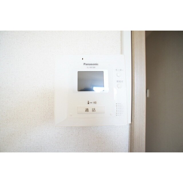 物件内観写真12　(不意の来客にも安心ですね)