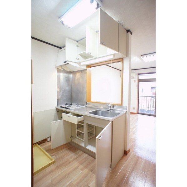 キッチン(食器や調理器具を効率良く収納出)