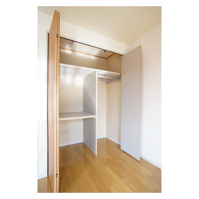 物件内観写真12　(大物～小物までシッカリ収納)