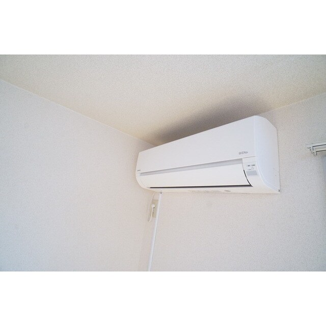 物件内観写真14　(エアコン完備)