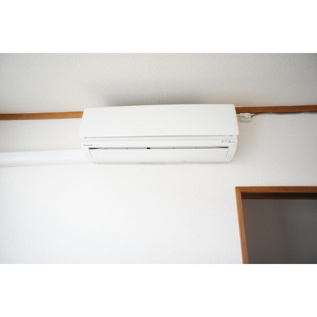 物件内観写真13　(エアコン完備)