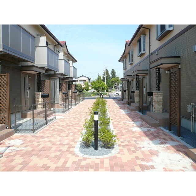 グランシャリオ内原Ｂの物件外観写真