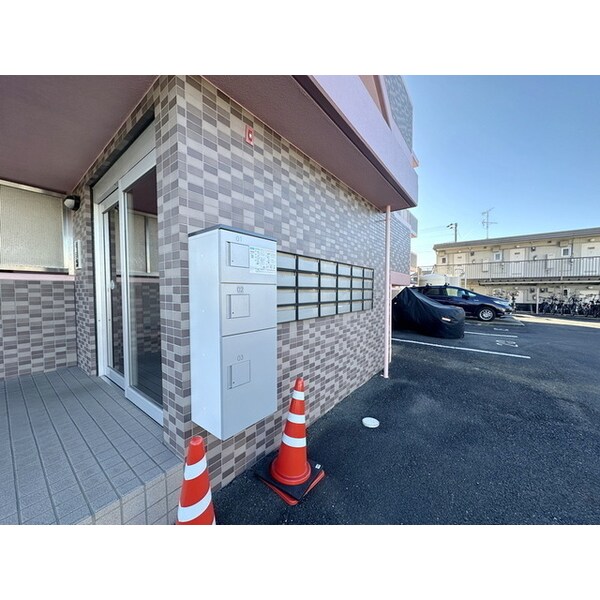 その他共有部分(駐輪所も完備)