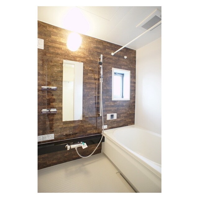 物件内観写真7　(追焚完備で快適ですね)