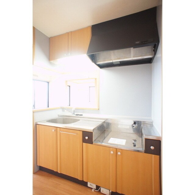 物件内観写真6　(充実したキッチンセット)