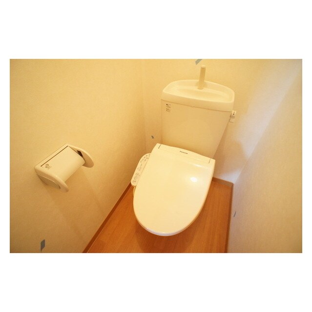 物件内観写真8　(清潔感のある空間)