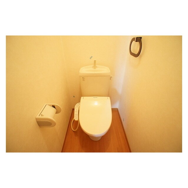 物件内観写真19　(ウォシュレット付です)