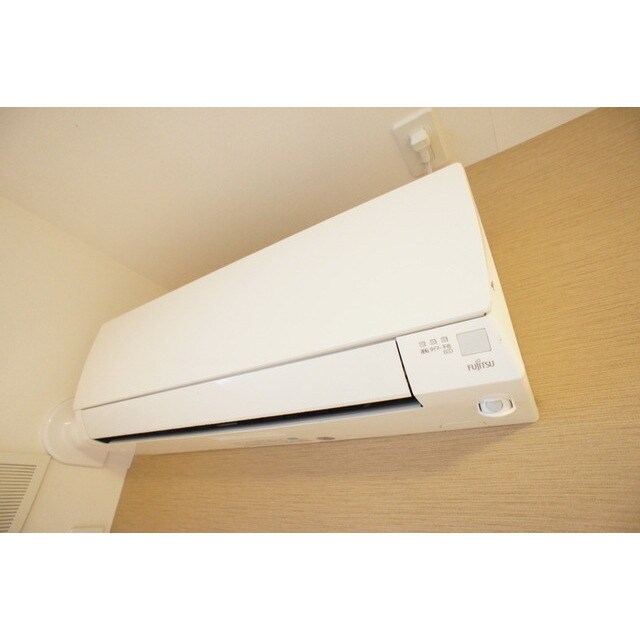 物件内観写真21　(季節を問わず快適空間)