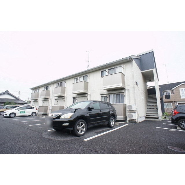 ロイヤルステージの物件外観写真