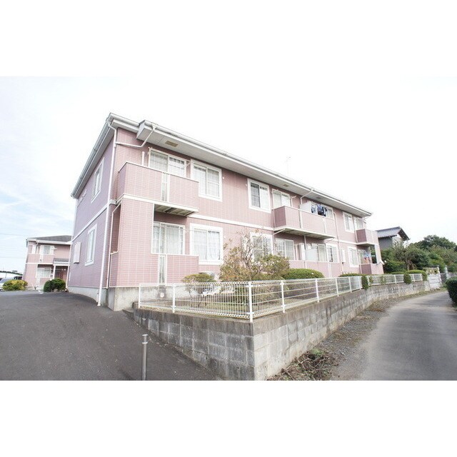 メゾンアヴェニールＢの物件外観写真