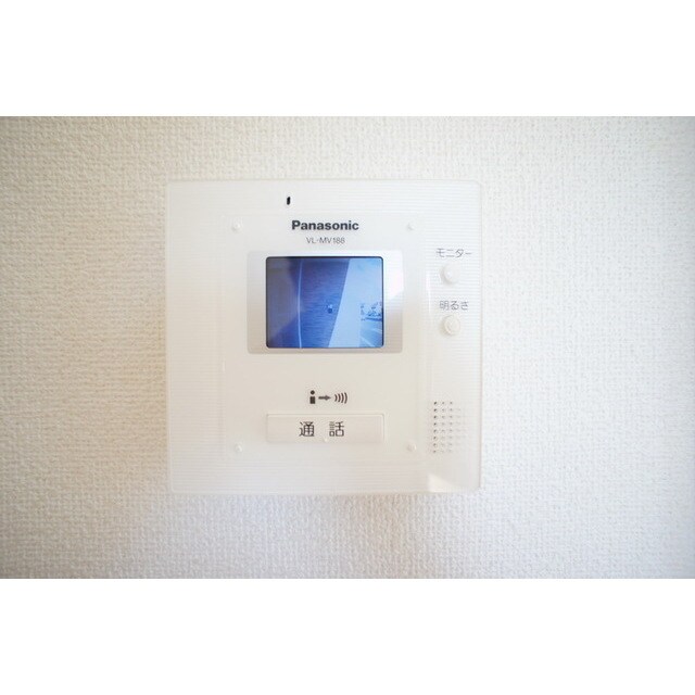 物件内観写真12　(不意の来客も安心ですね)