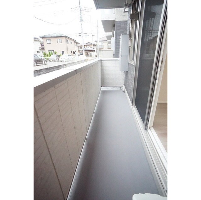 物件内観写真15　(お洗濯にもお布団干しにも重宝す)