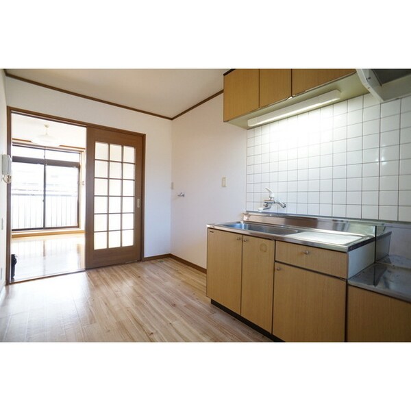 キッチン(充実したキッチンセットですね)