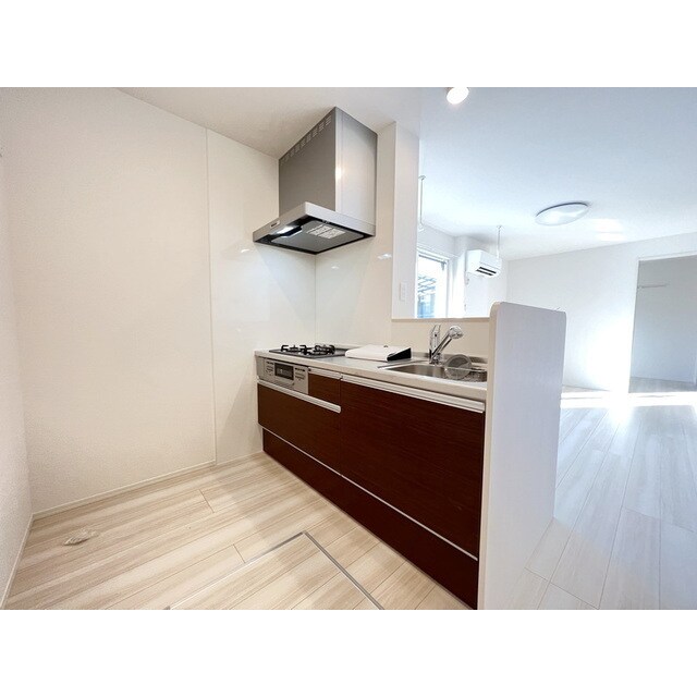 物件内観写真6　(ご家族を近くに感じられる対面キ)