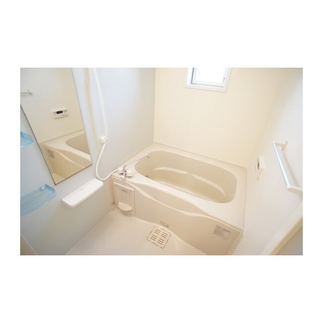 物件内観写真7　(ゆっくり過ごせるお風呂)