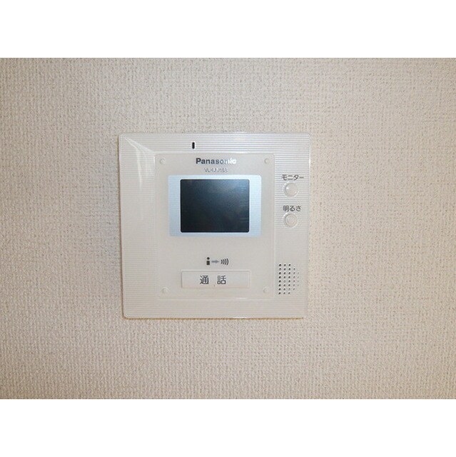 物件内観写真12　(不意の来客にも安心ですね)