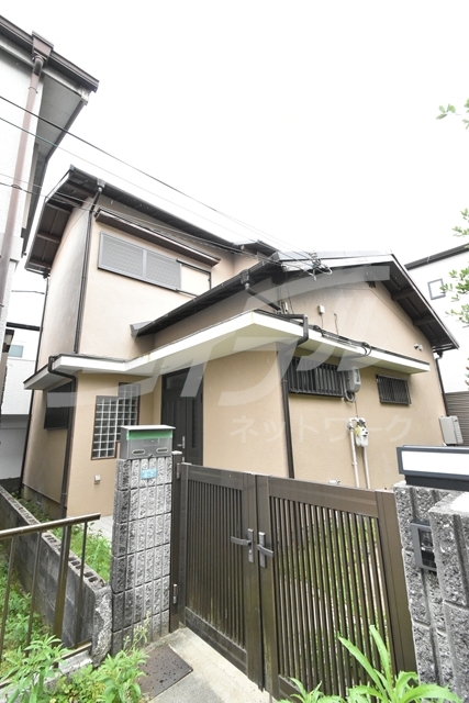 宮山町三丁目　戸建
