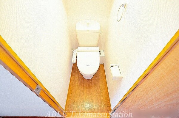 トイレ(備品や設備仕様は号室等により異なります現地をご確認下さい。)