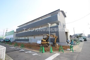 パークサイドヒルズ伏石外観写真