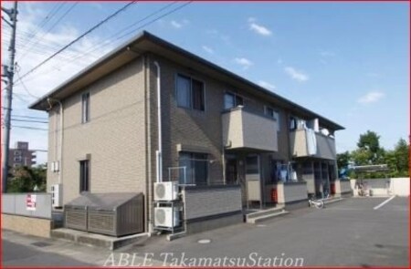 ファミーユ上吉田外観写真