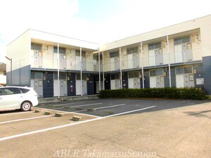 レオパレス川島外観写真