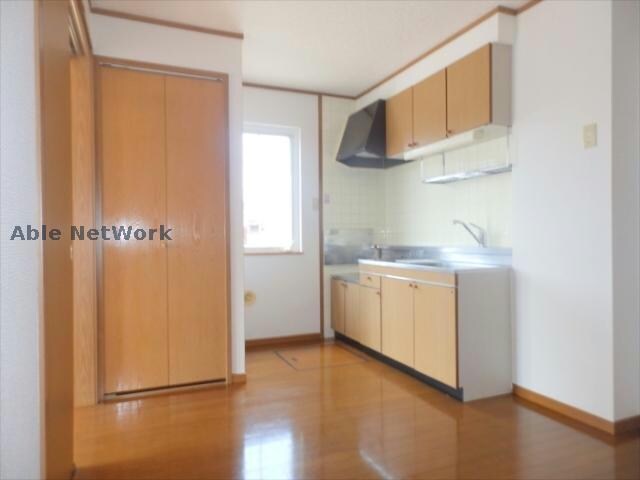 物件内観写真6　(類似物件反転)